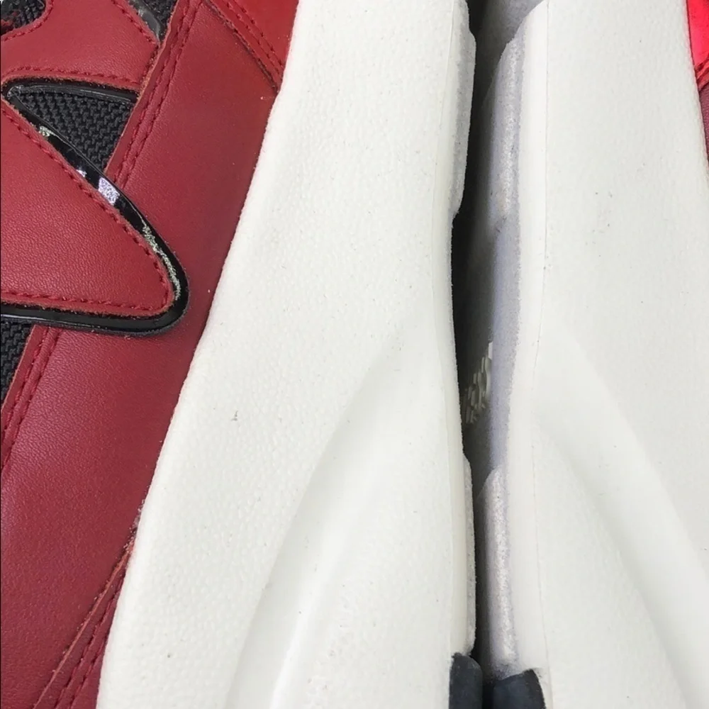 GUESS Tane Dark Red Low Top Sneakers