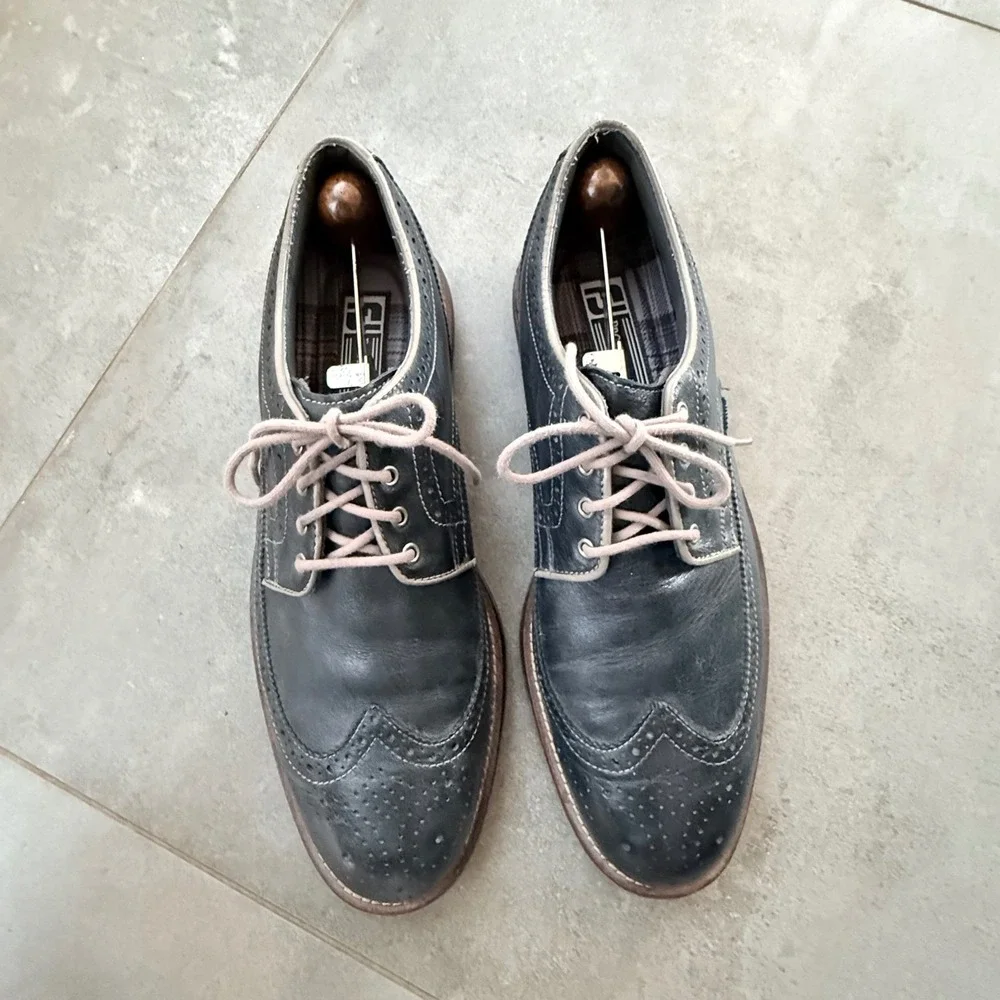 FootJoy professional wingtip