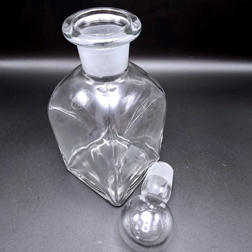 Block & Ivy decorative stopper frosted