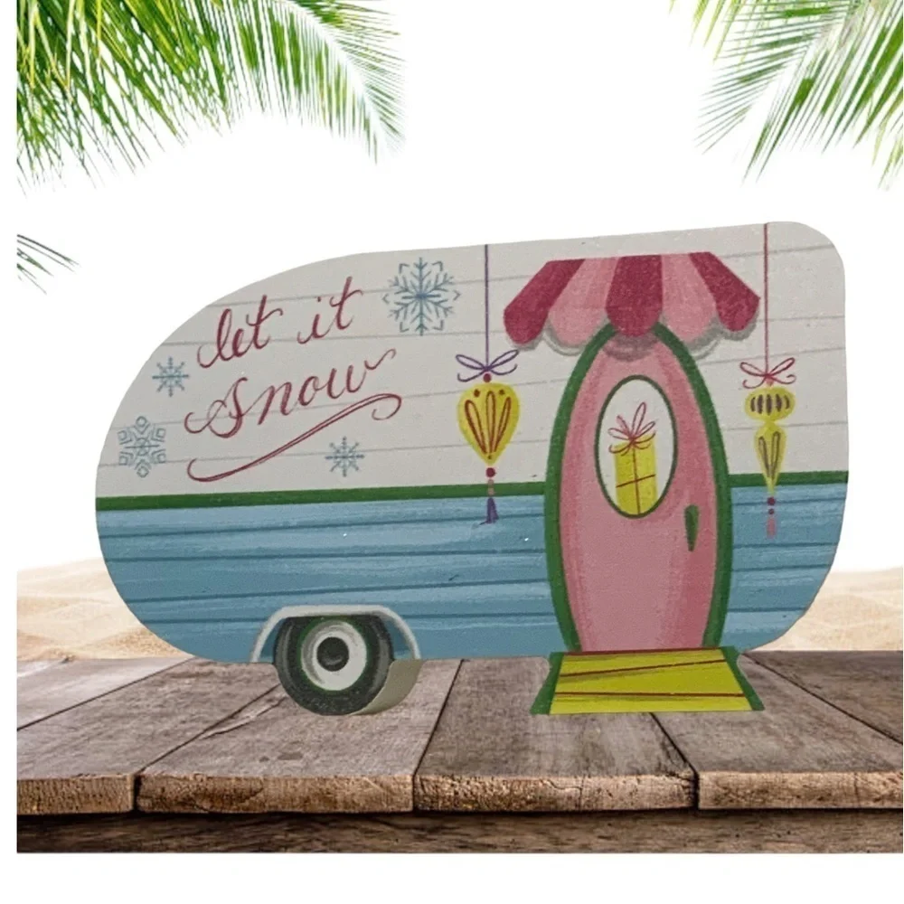 Simply Holiday christmas camper