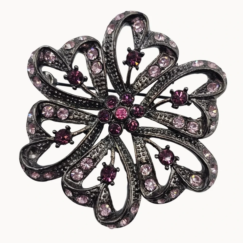 Unbranded rhinestone flower