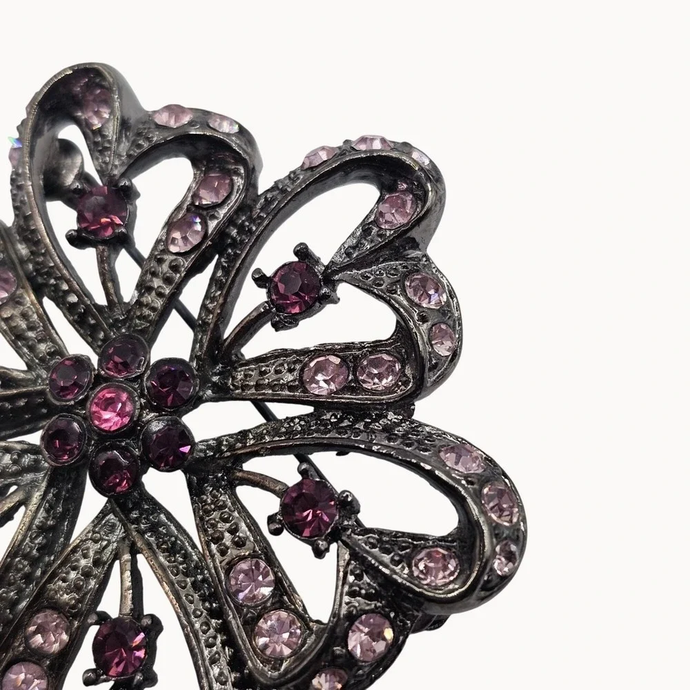 Unbranded rhinestone flower