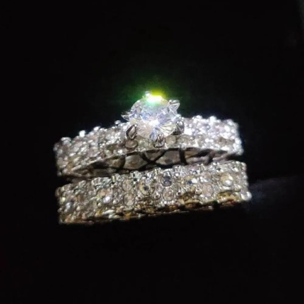 N/A 🔅🆕✨✨silver plated classy