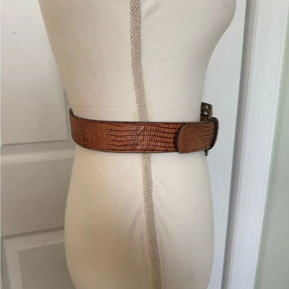 Vintage speaks label size