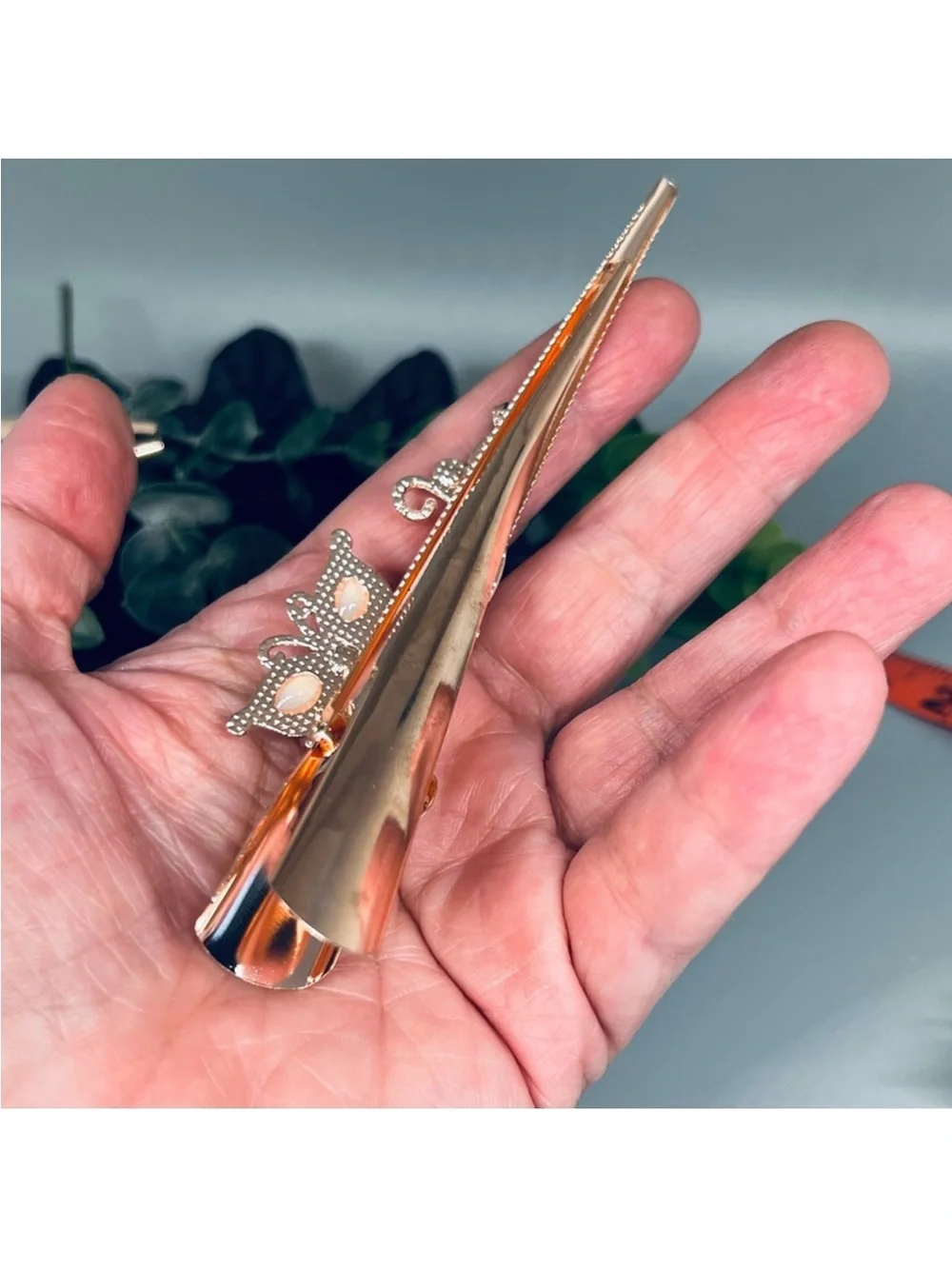 N/A delicate floral