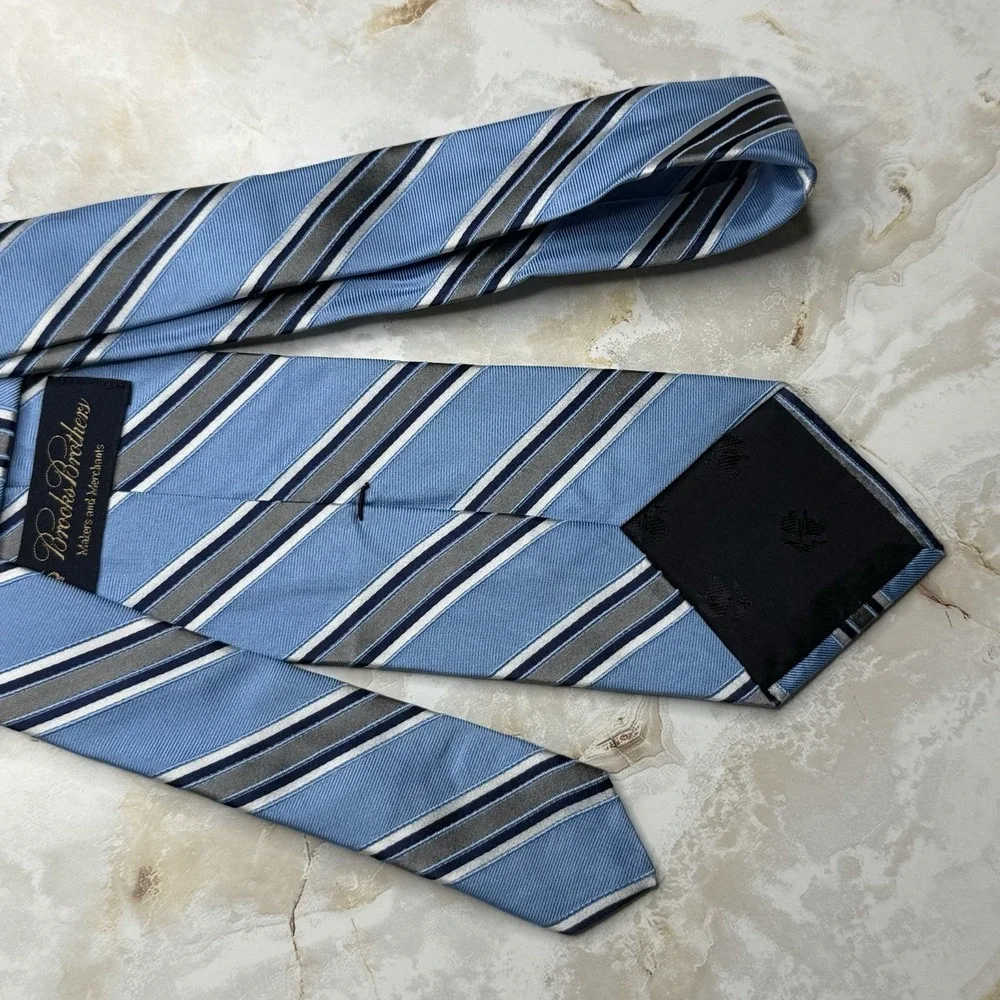 Brooks Brothers very good