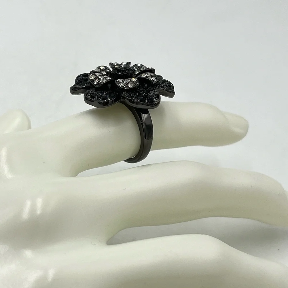 Rare Joan‎ Rivers Gunmetal Finish Belle Fleur Black & Clear Crystal Ring 6 New