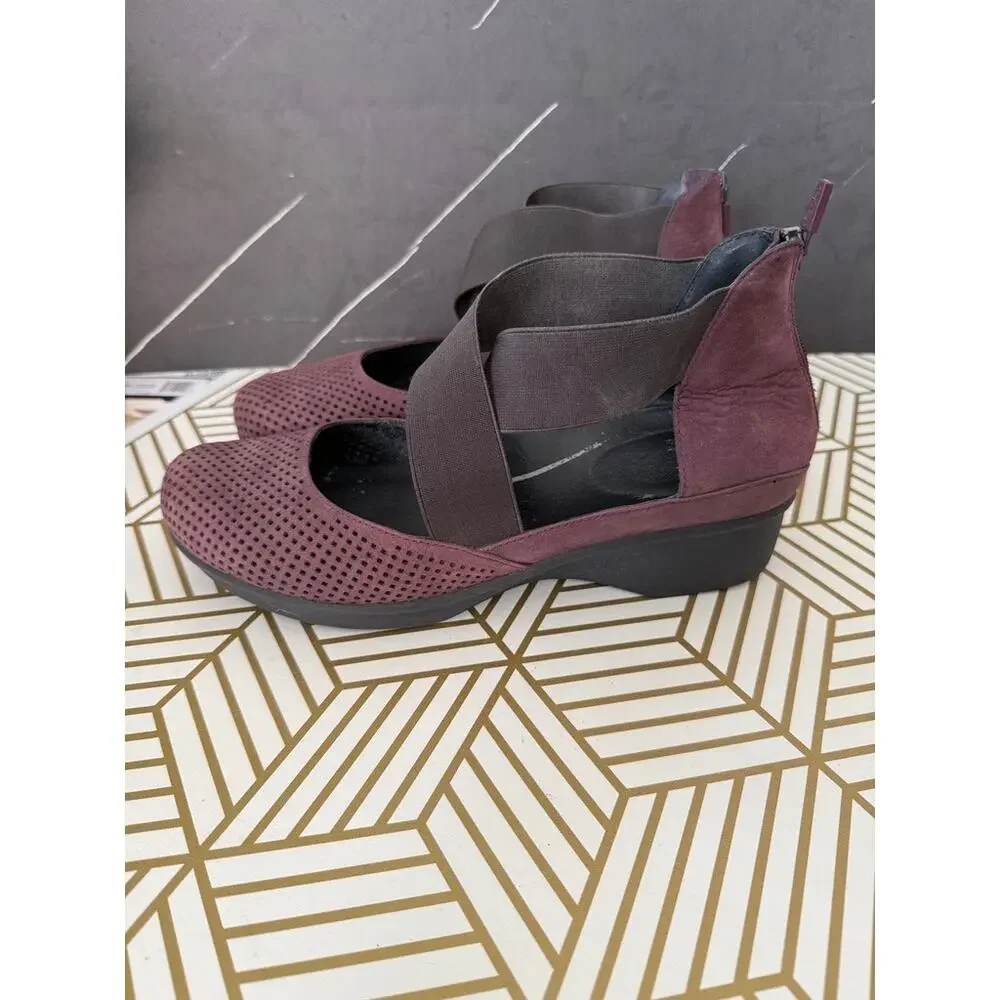 Dansko good size