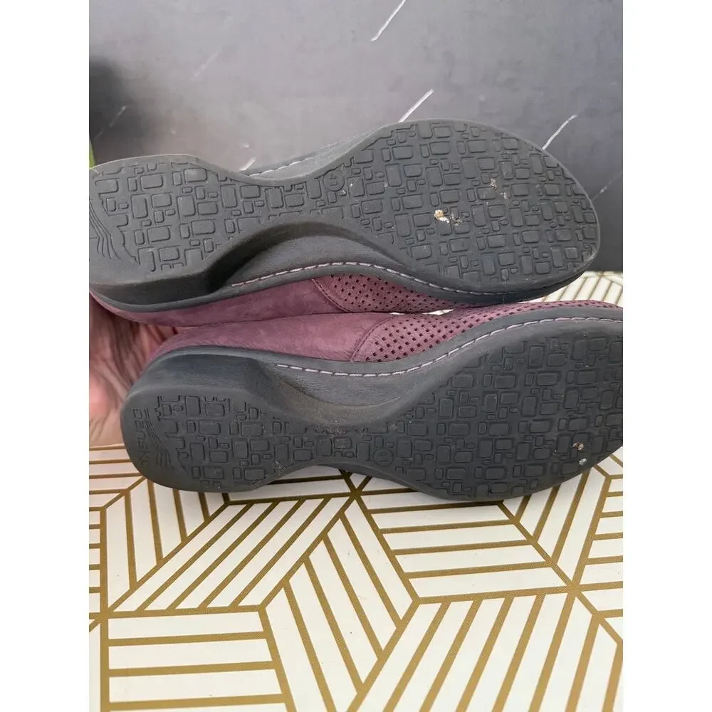 Dansko good size