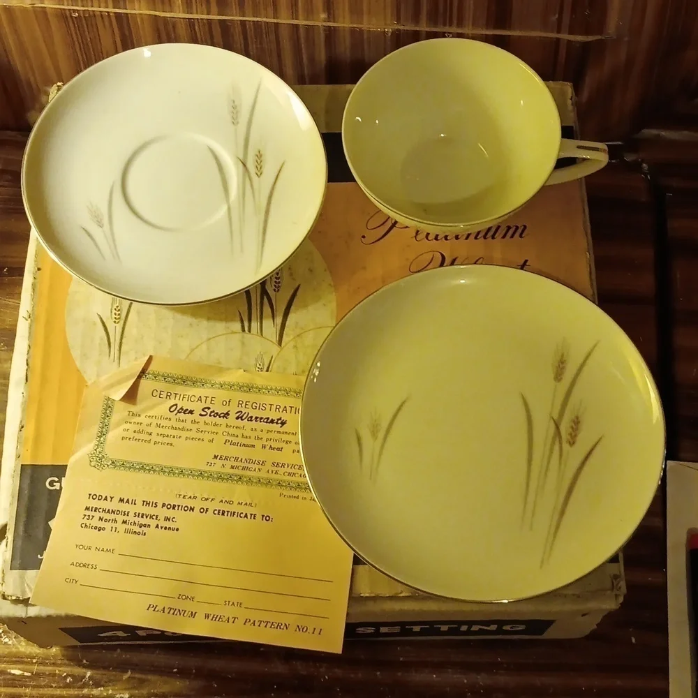 Vintage great contains