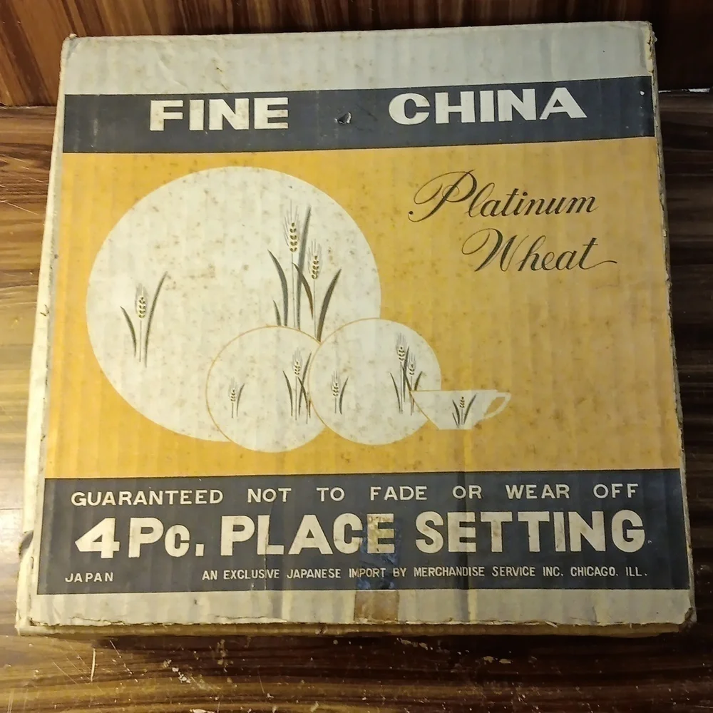 Vintage Platinum Wheat Fine China 4pc place setting in original box
