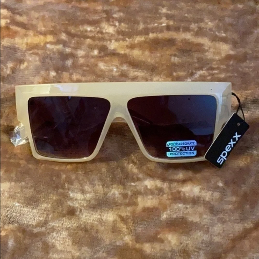 SUNGLASSES