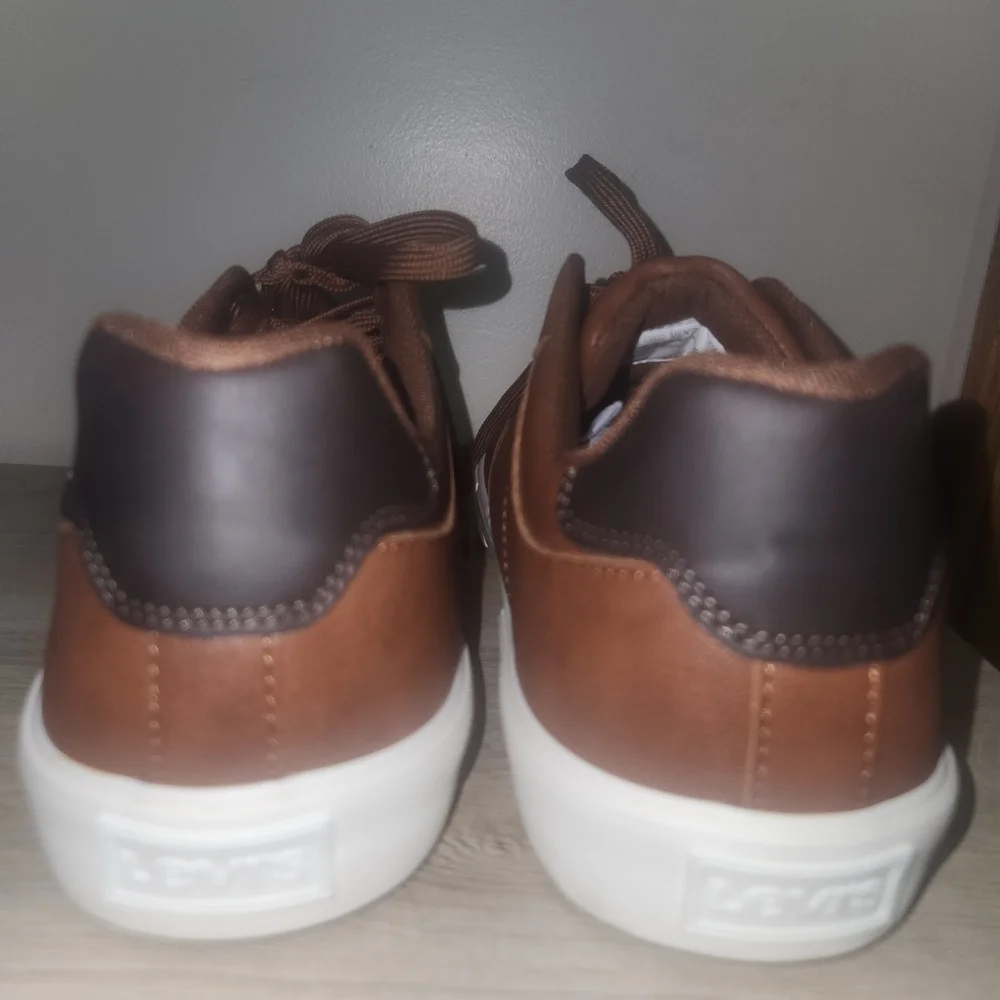 Levis Mens Tan Brown Faux‎ Leather Low Top Sneakers LV705418 Size 10M