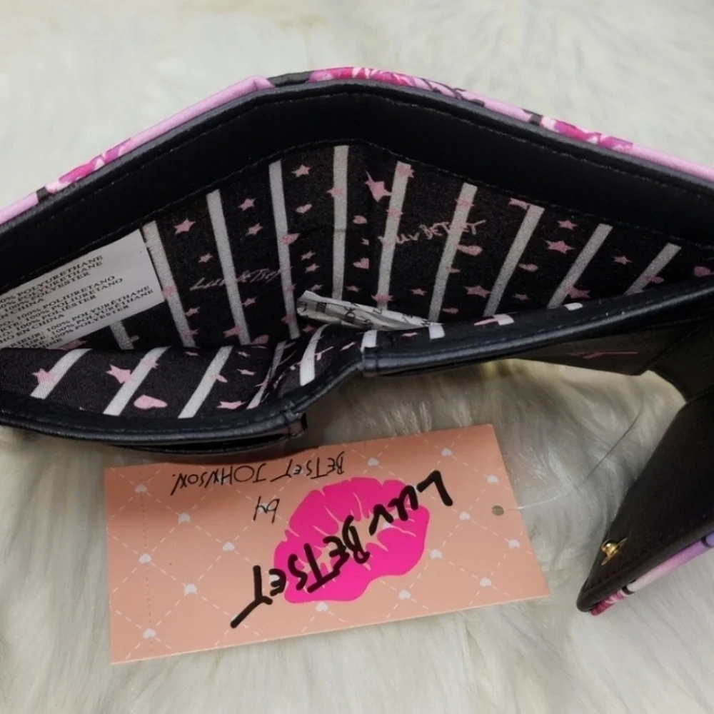 Betsey Johnson betsey johnson