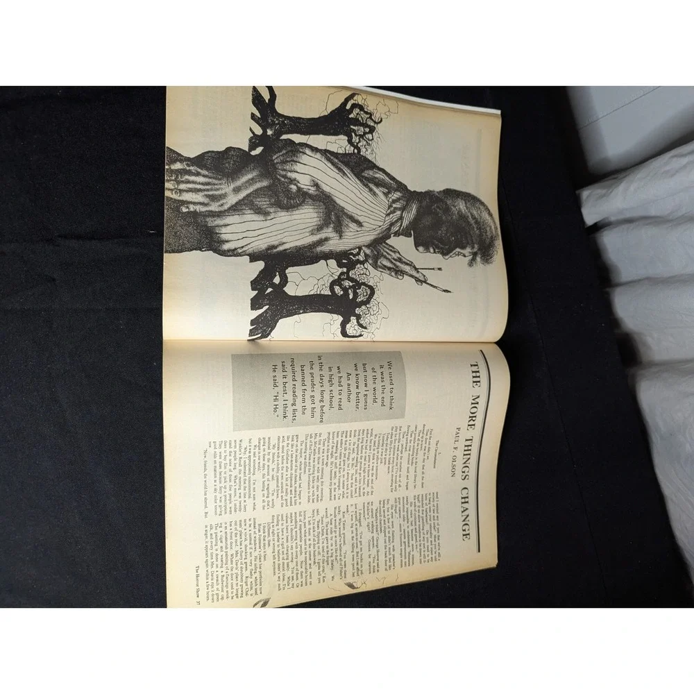 The HORROR Show adventure in terror Magazine summer 1989 AWESOME black white ART