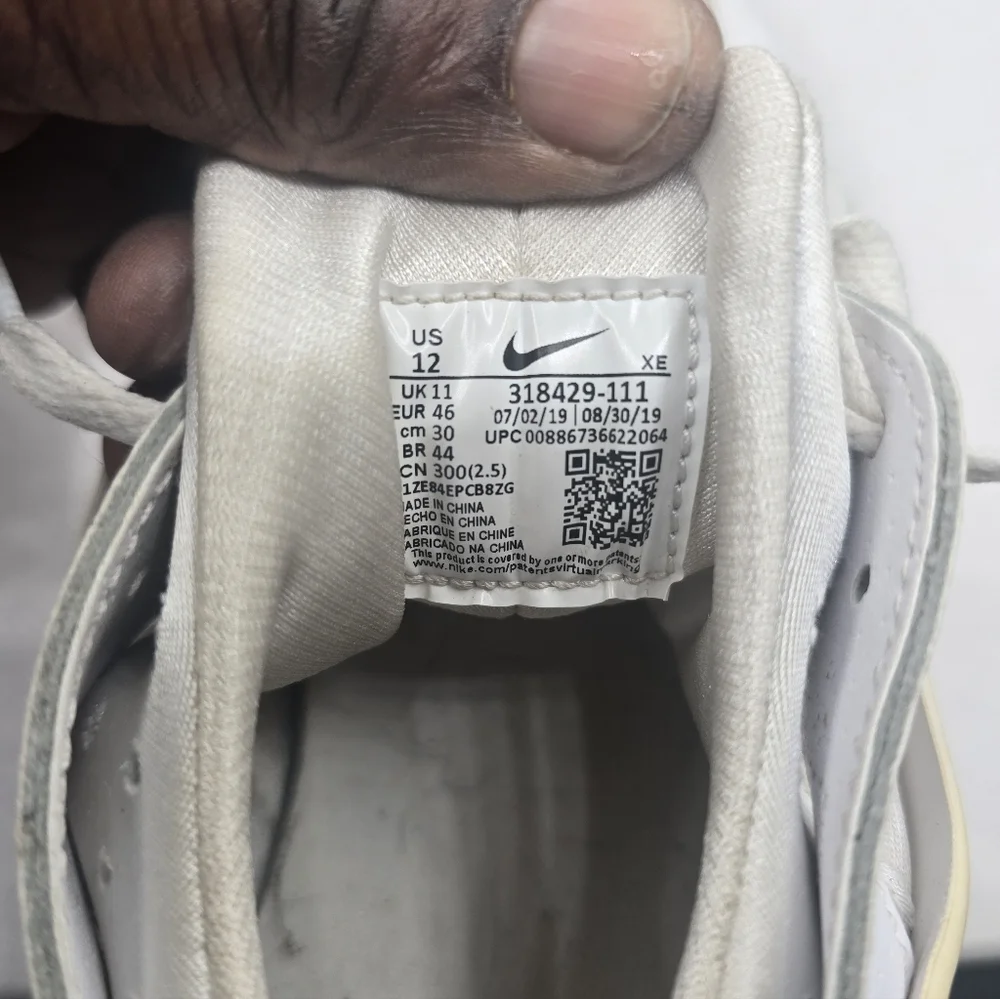 Nike stylish sneakers