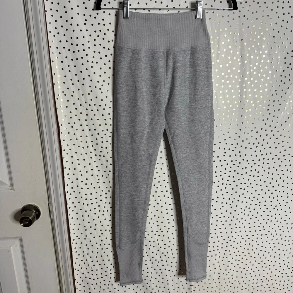 ALO Yoga comfortable stylish
