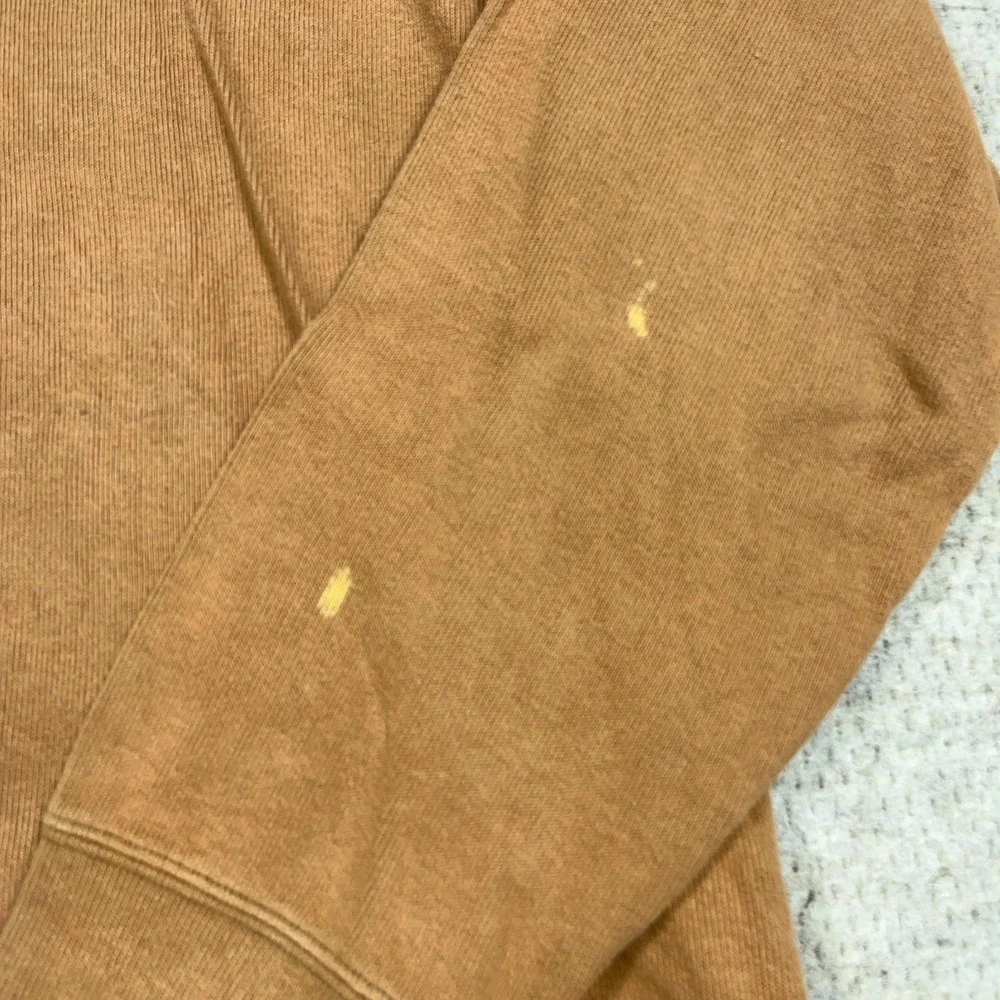 Polo Ralph Lauren includes item