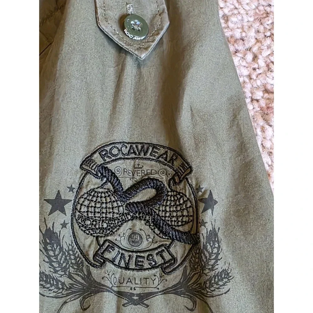 Rocawear vintage button