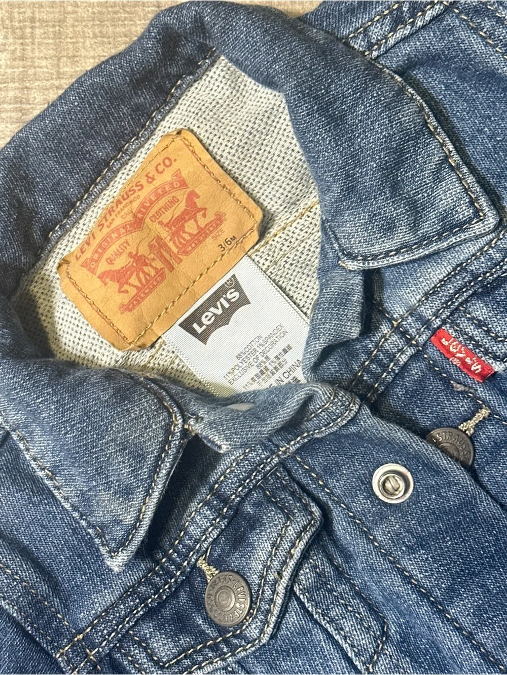 Levis euc 6m