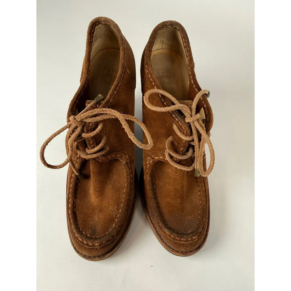 Frye lace up