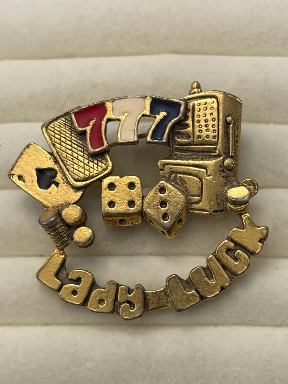 Lady Luck Pin‎ Brooch Gold Tone Casino Dice Slots Cards Fashion Jewelry Unisex