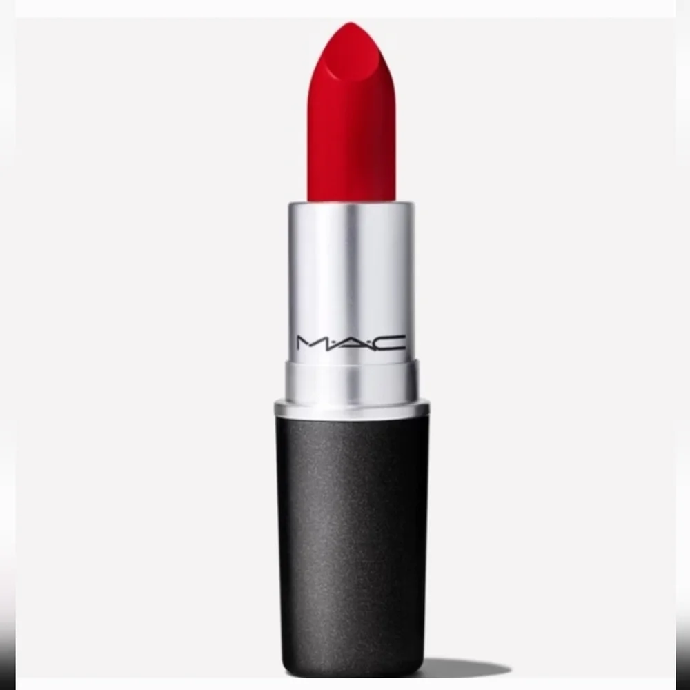 MAC Cosmetics Ruby Woo Matte Red Lipstick New