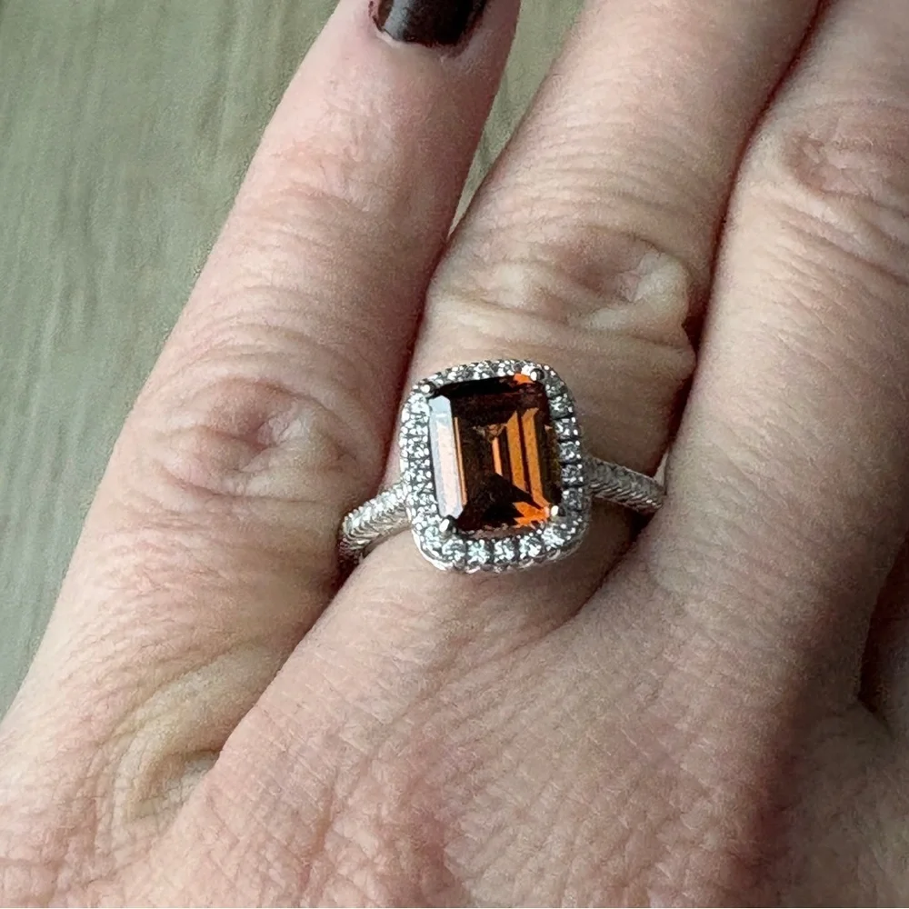 SUZY LEVIAN Sterling Silver Ascher Cut Brown CZ Ring Size 7