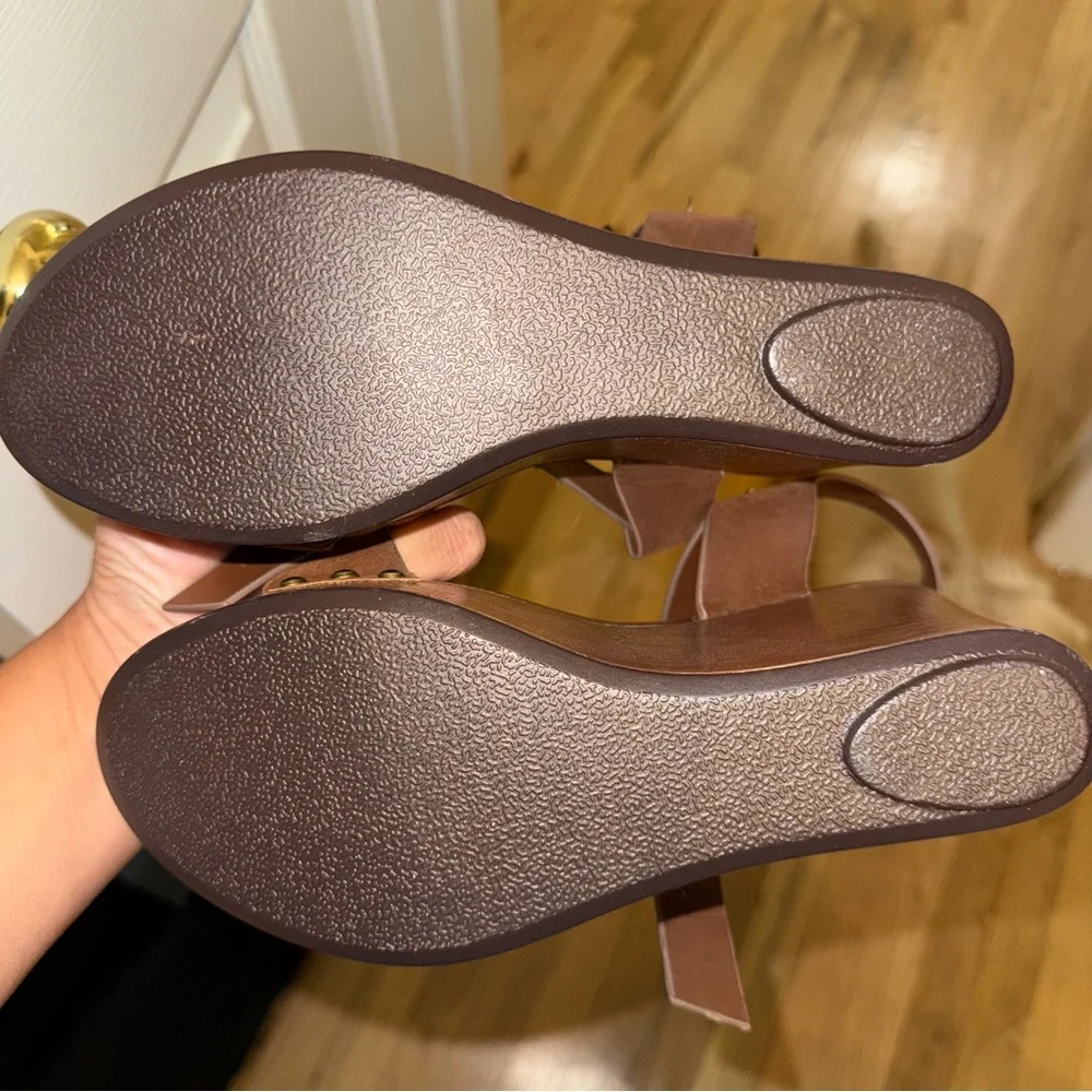 MIA wedge classic