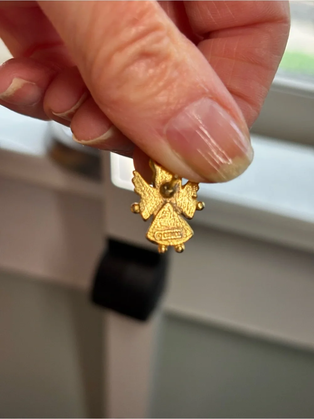 Camco delicate gold