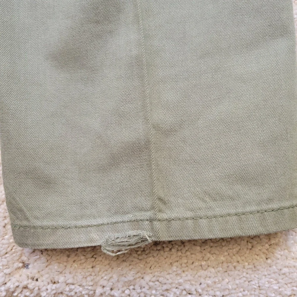 Levis offers reasonable green