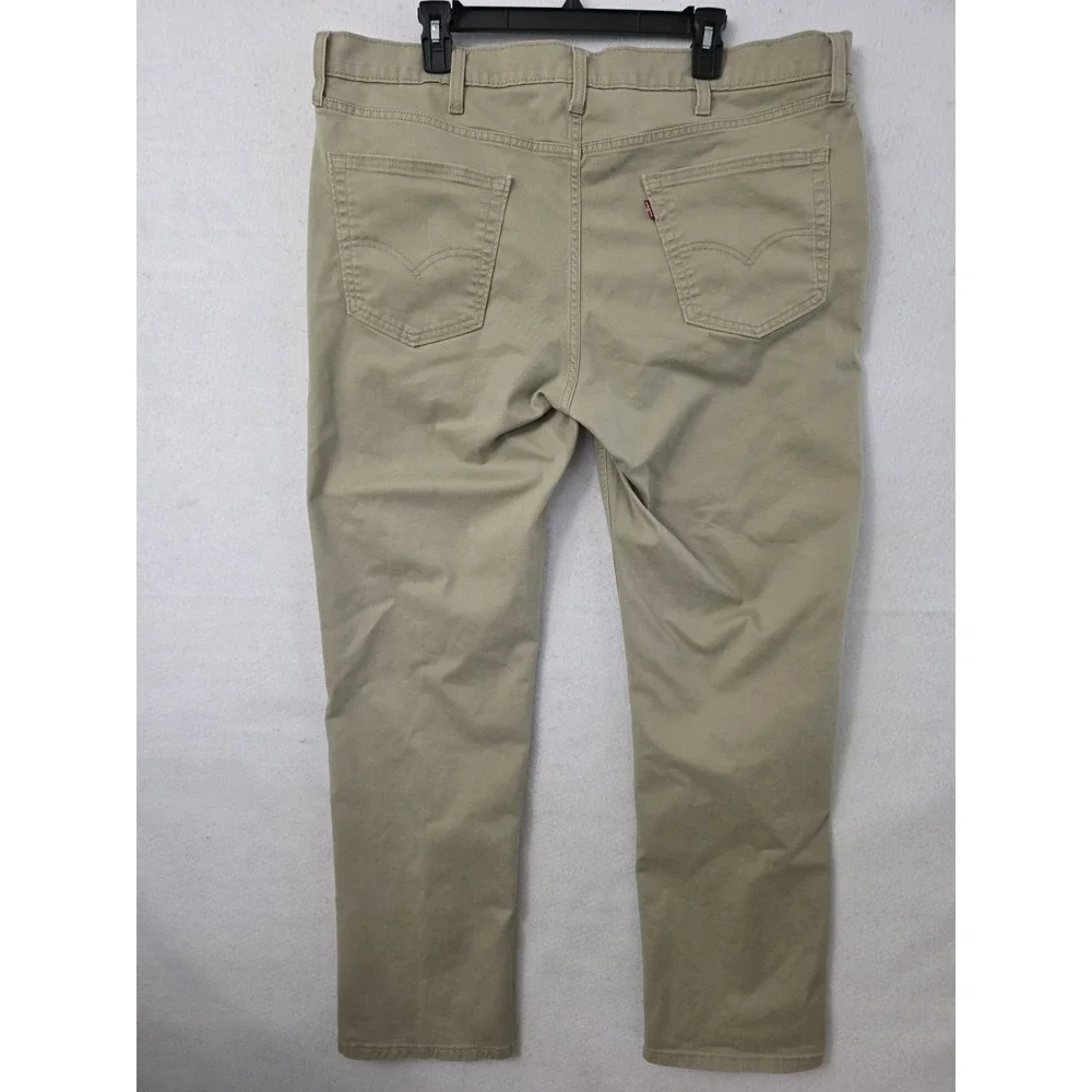Levis levi taper