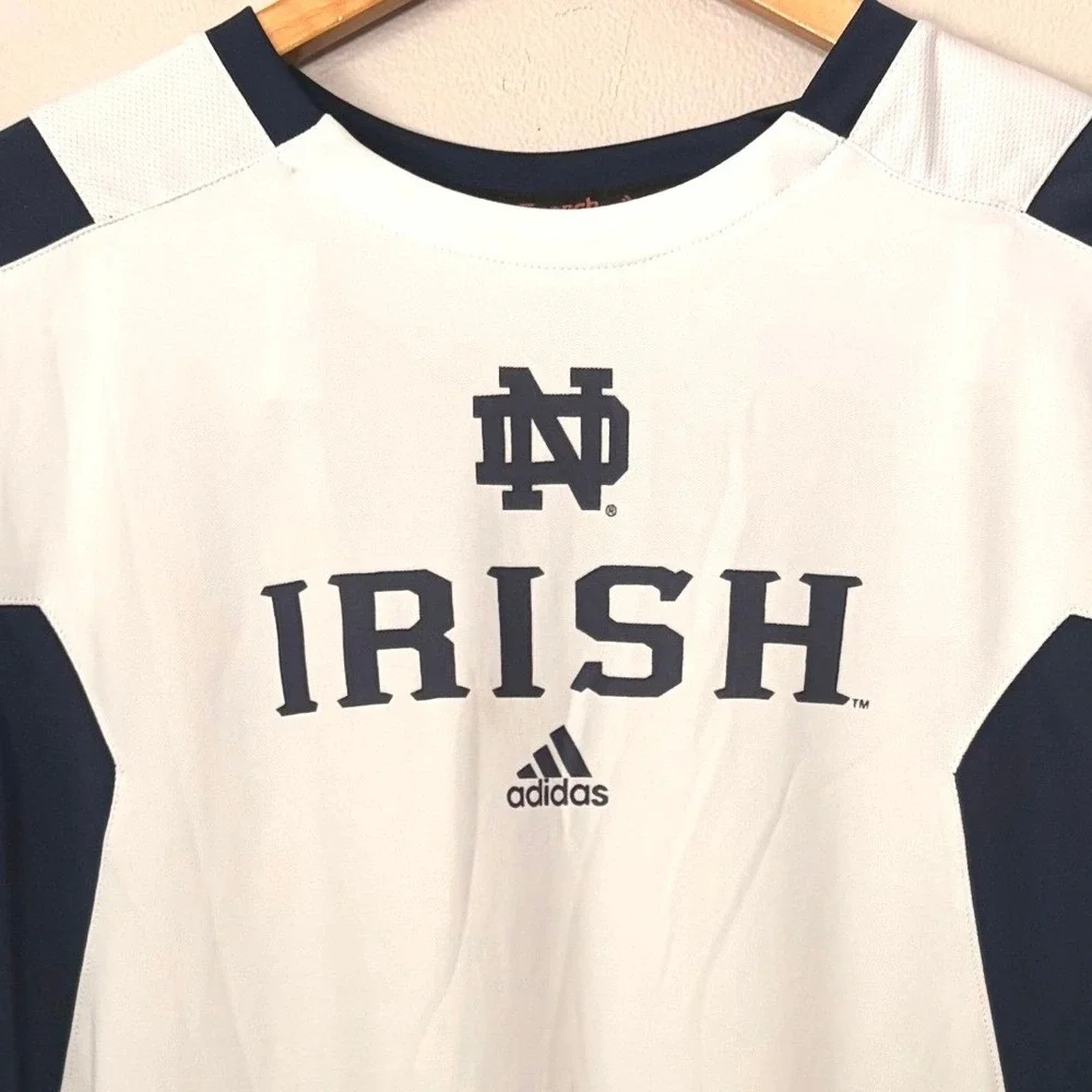 Adidas Notre Dame Irish Shirt Mens XL White Navy Short Sleeve Scorch Performance