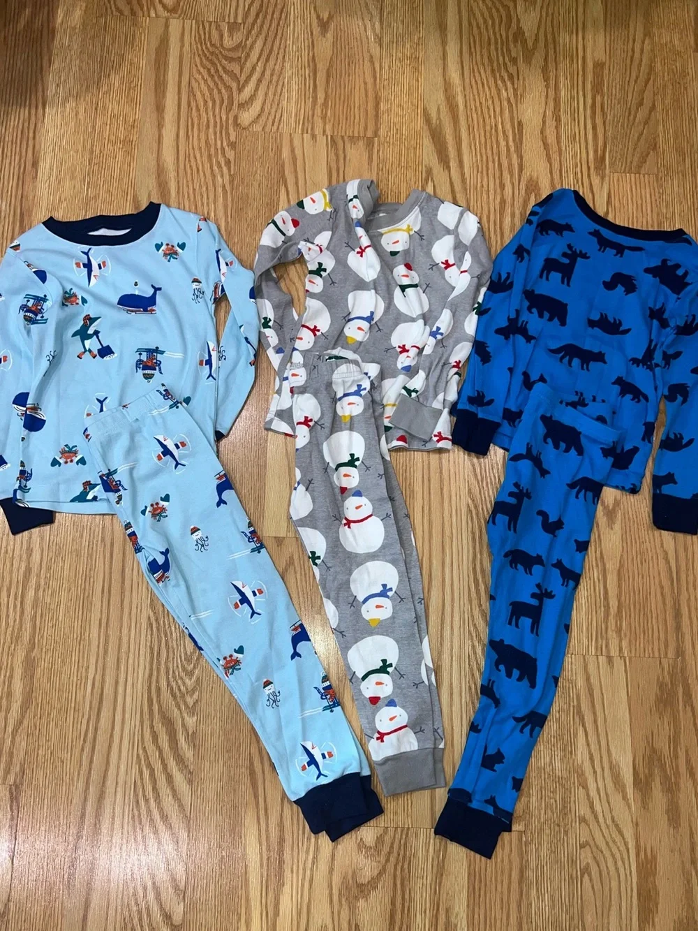 Carters sets festive