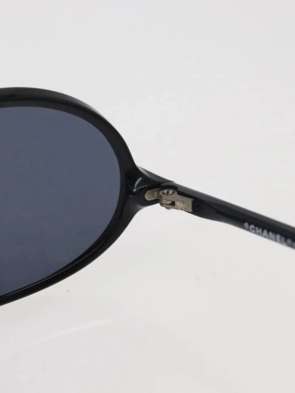 CHANEL brand	chanel color	black