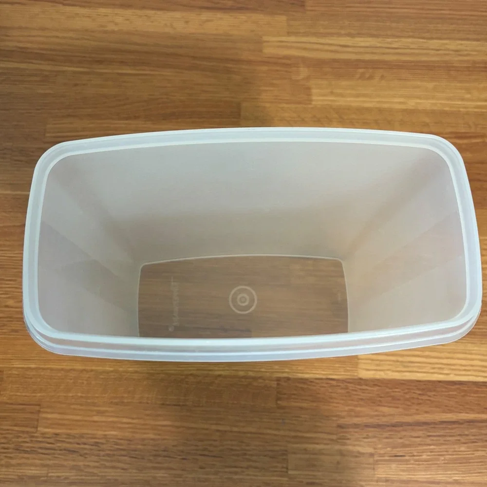 Vintage Tupperware‎ Store N Pour 13 Cup Cereal Keeper Pink Lid Clear Container