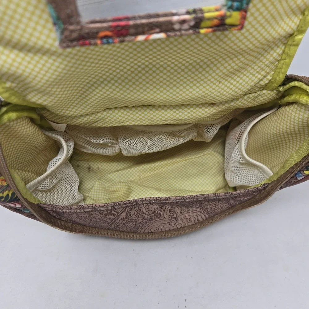 Oilily hanging toiletry