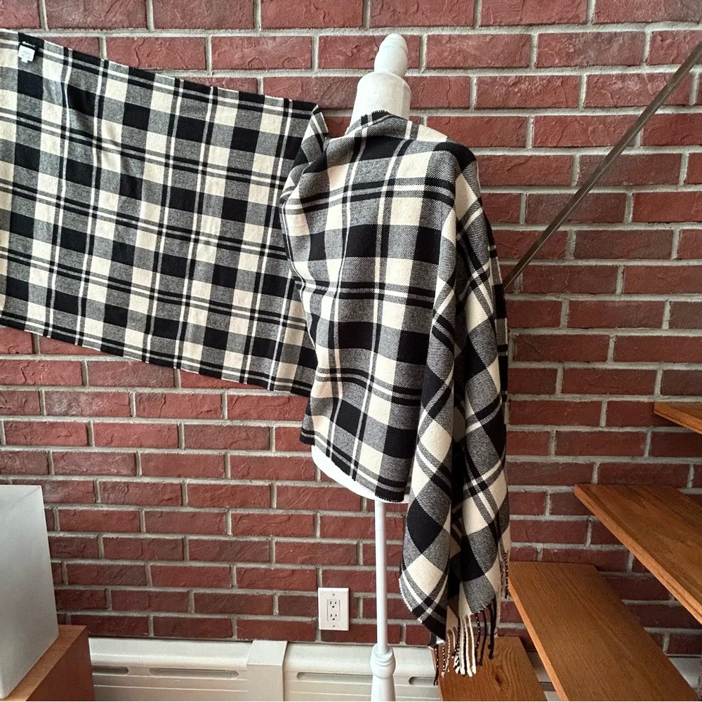 •Madewell Wool Blend Fringed Shawl Oversized Scarf 25”x78”…