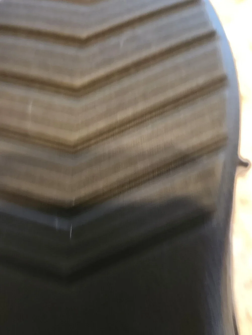 isotoner soft black