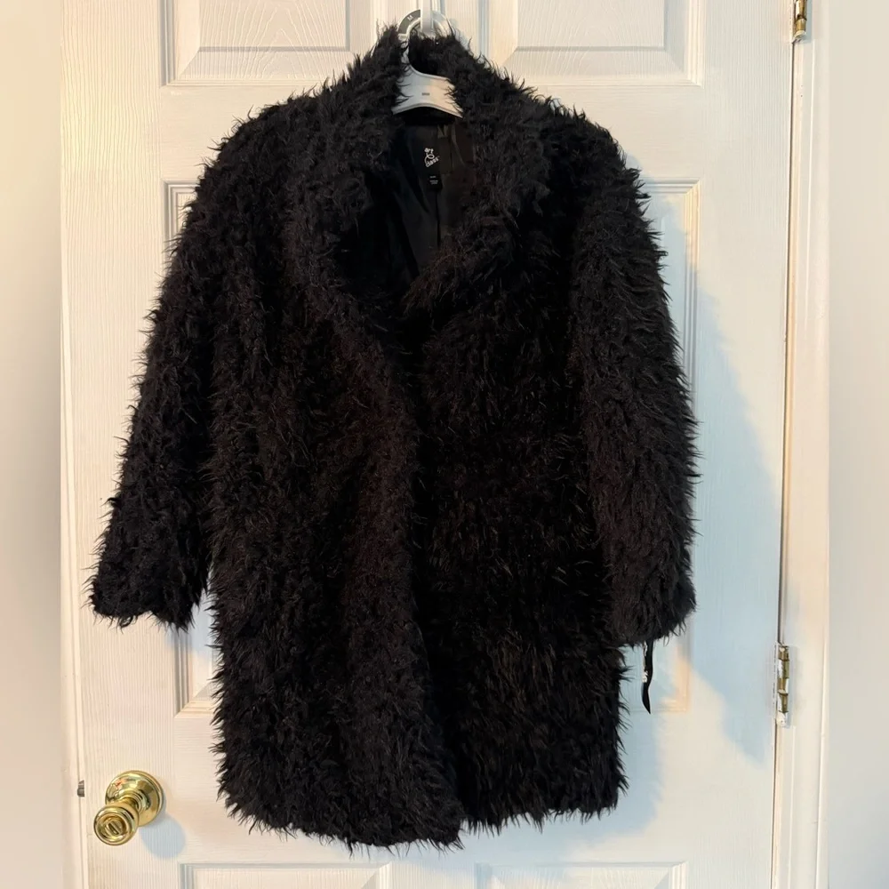 Art Class Girl's Fuzzy Sherpa Coat, Black, size Med