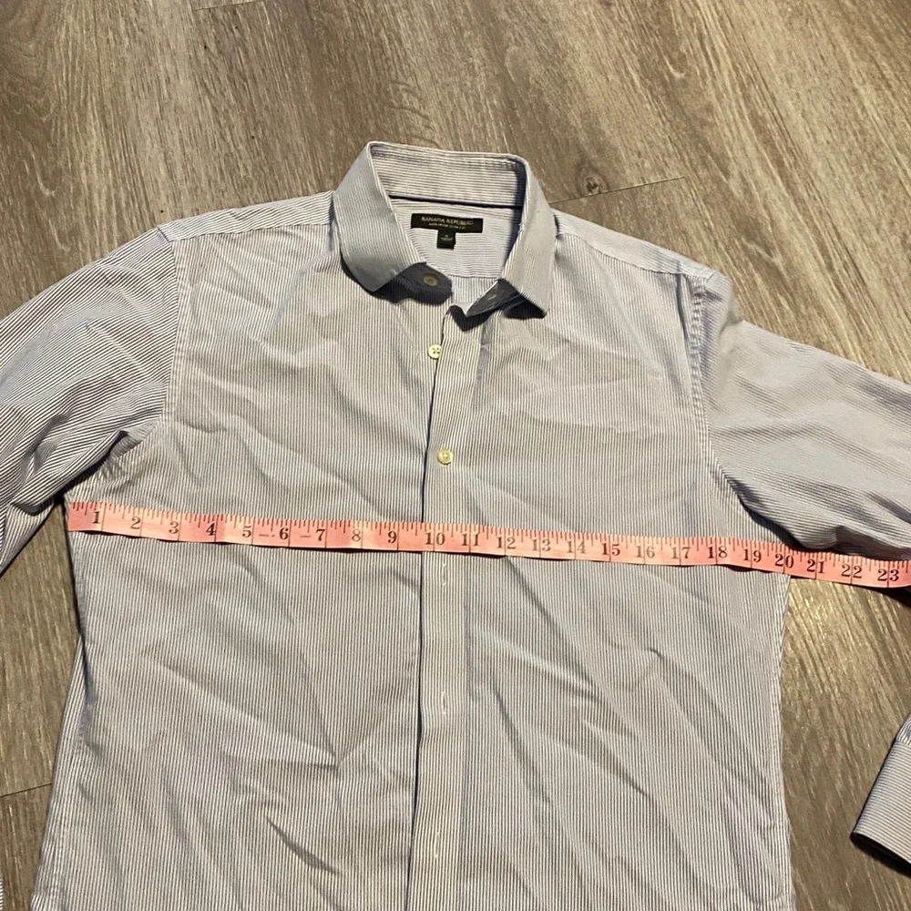 Banana Republic Men's Sky Blue striped Dress Shirt