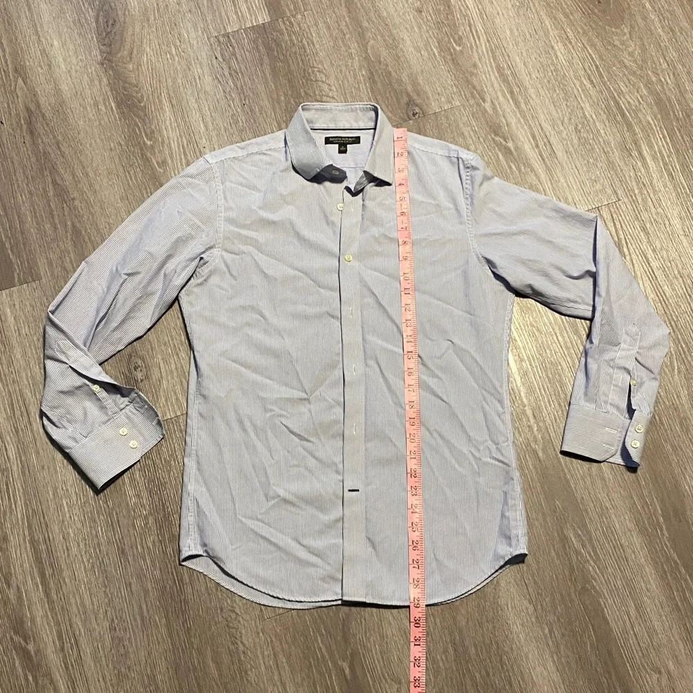 Banana Republic Men's Sky Blue striped Dress Shirt