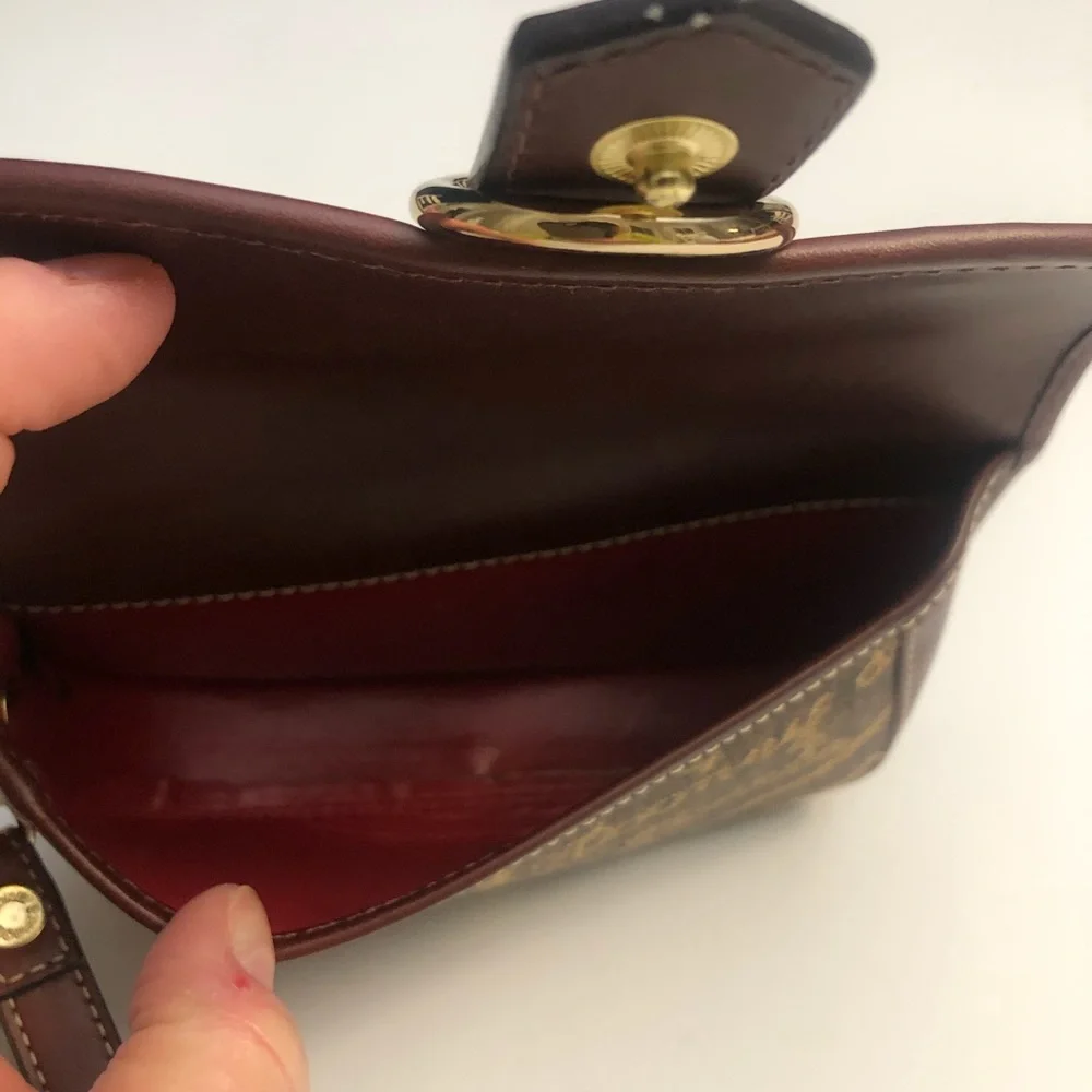 Dooney & Bourke signature monogram