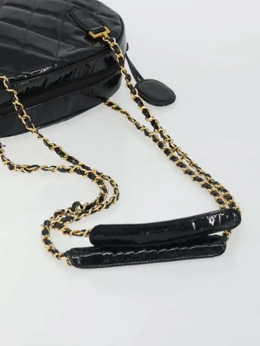 CHANEL brand	chanel color	black