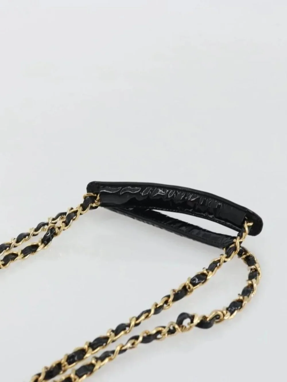 CHANEL brand	chanel color	black
