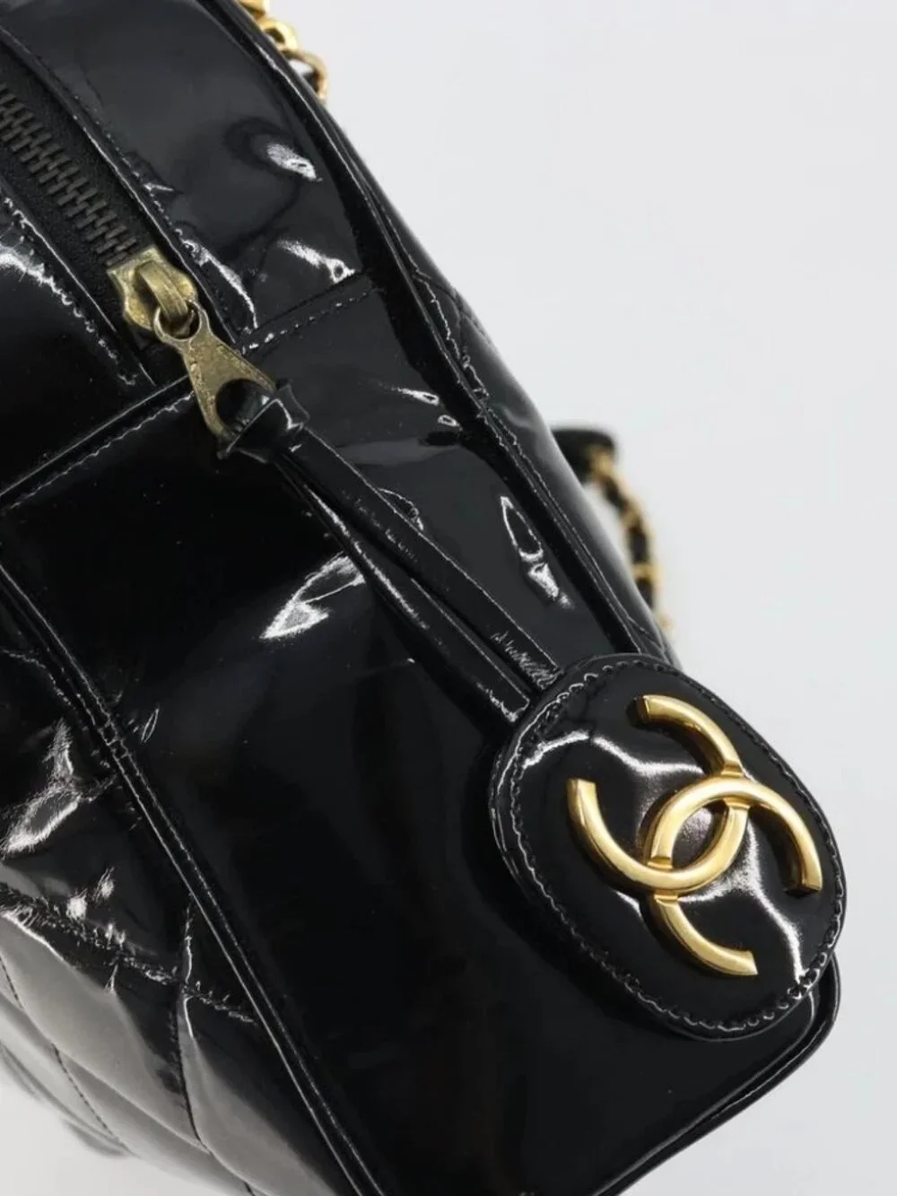 CHANEL brand	chanel color	black