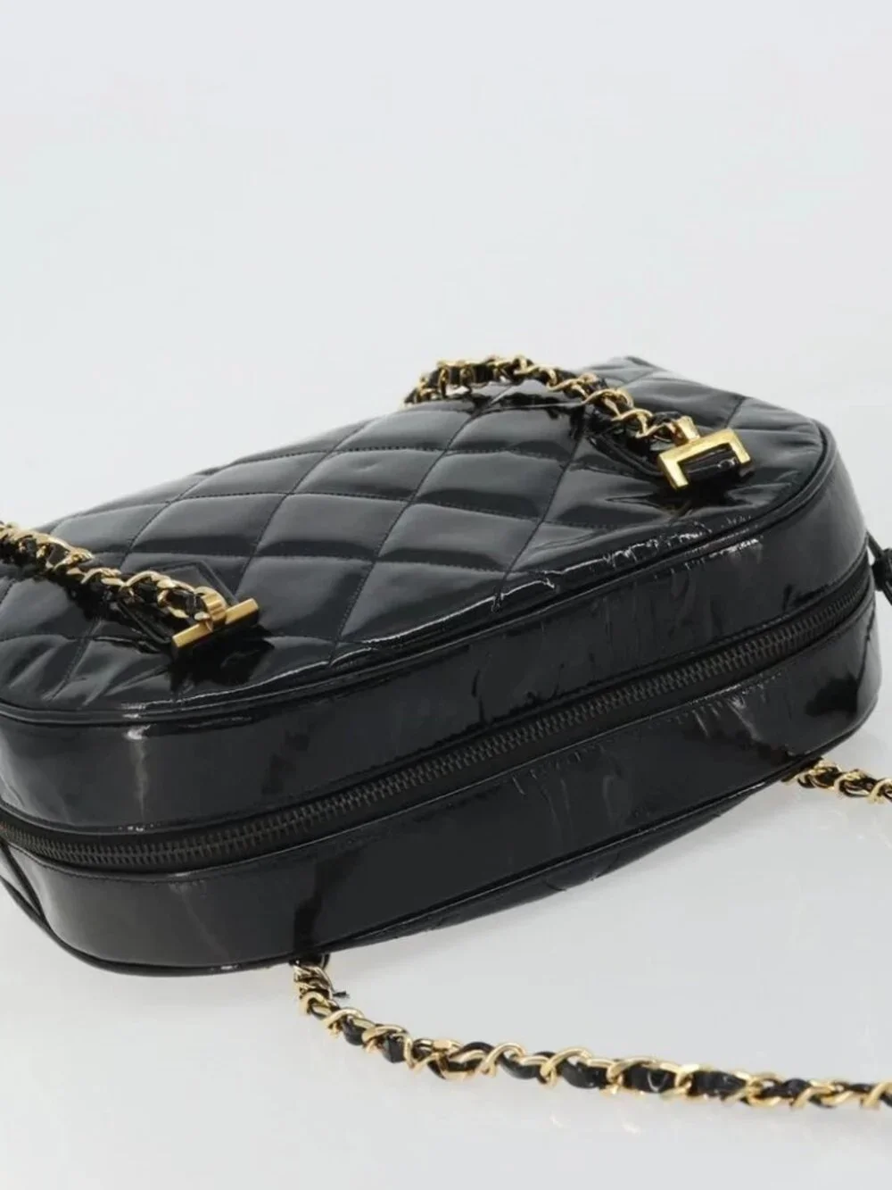 CHANEL brand	chanel color	black