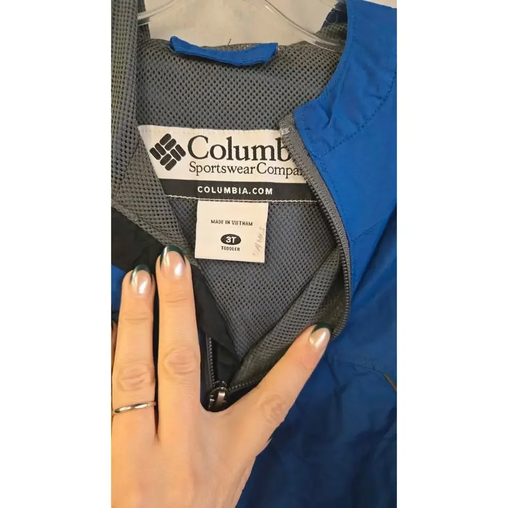 Columbia brand sportswear