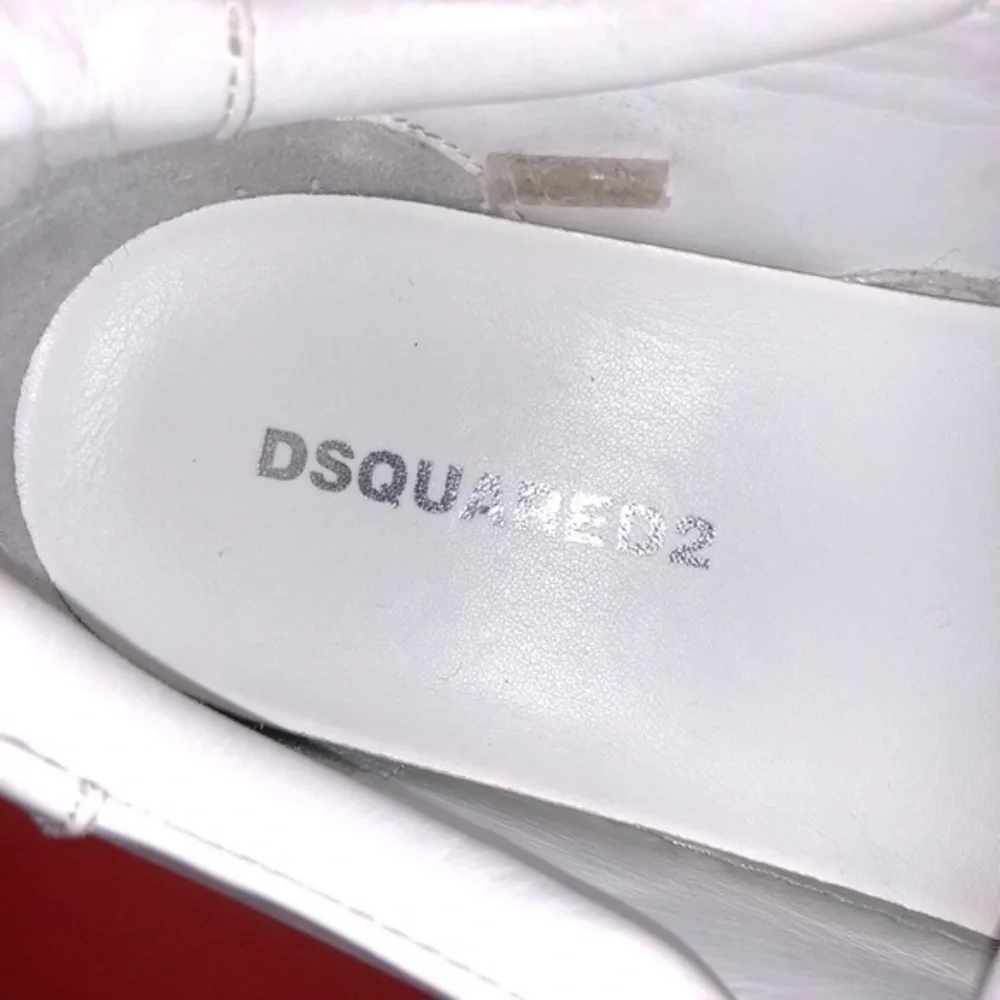 DSQUARED sneakers yet eur