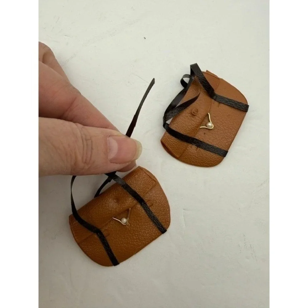 N/A pair miniature